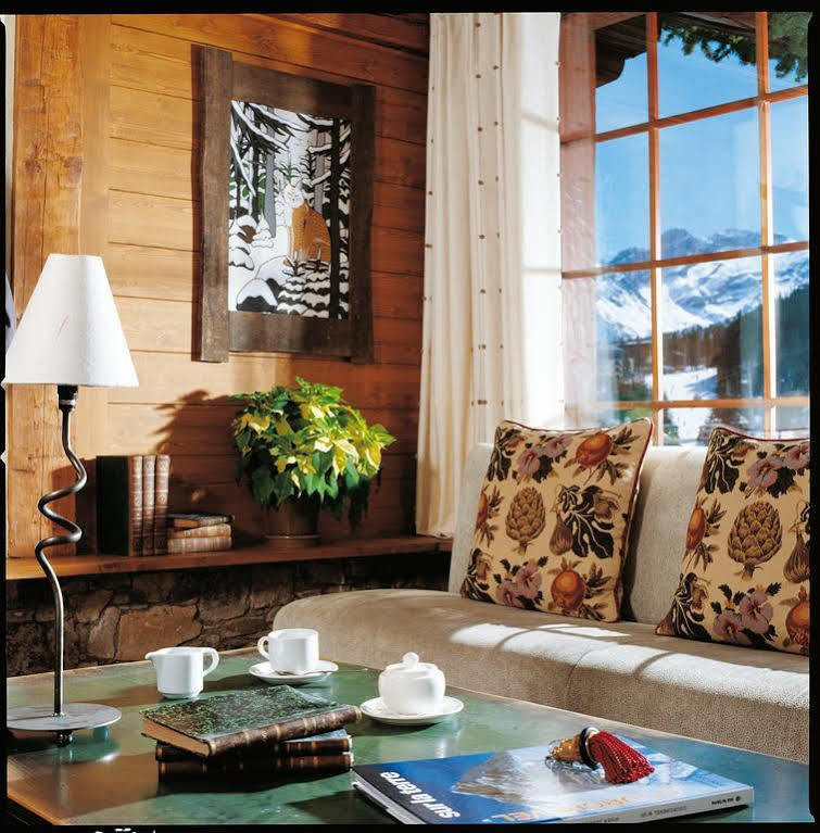 Grand Hotel Au Rond Point Des Pistes Куршевель Экстерьер фото